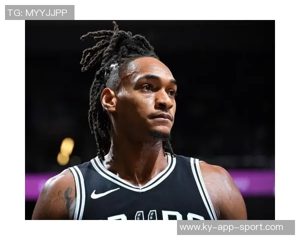 瓦塞尔表现出色8投4中贡献10分3篮板4助攻正负值高达25全场最佳